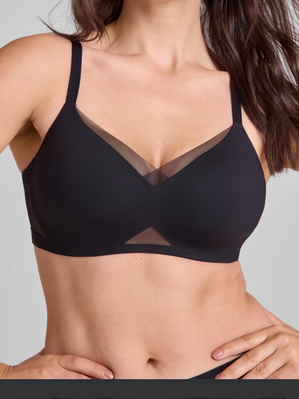 Honeylove Black Crossover Contour Seamless Wireless Bra with Sheer Mesh Insets